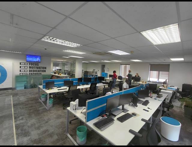 275M² OFFICE TO LET IN MAGALIESSIG
